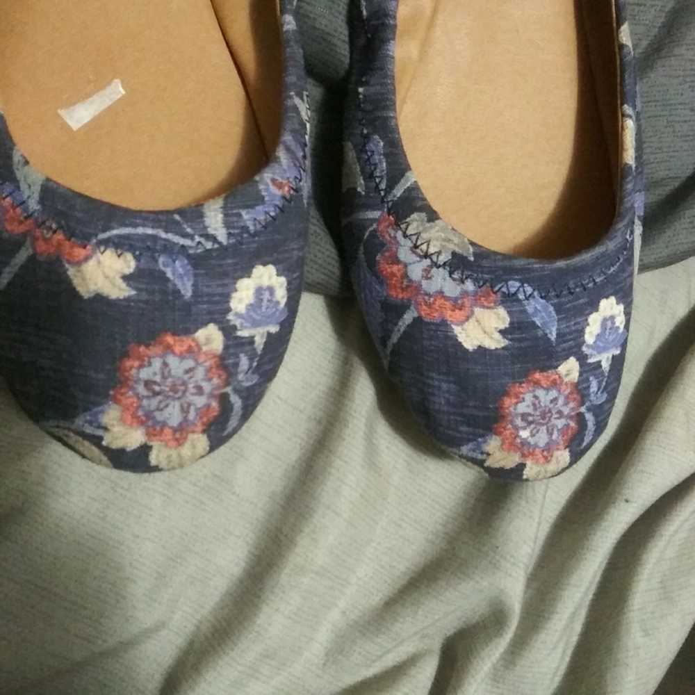 (Sz10) Lucky Brand Floral Ballet Flats - Picture 3 of 6